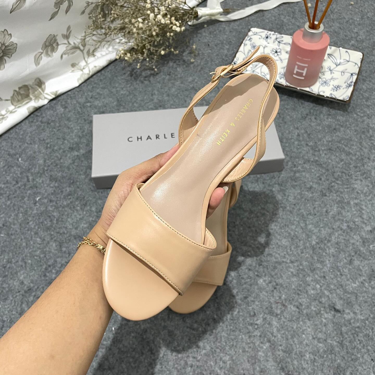 Tali belakang adjustable Material leather Block heels Heels 5cm - Brown