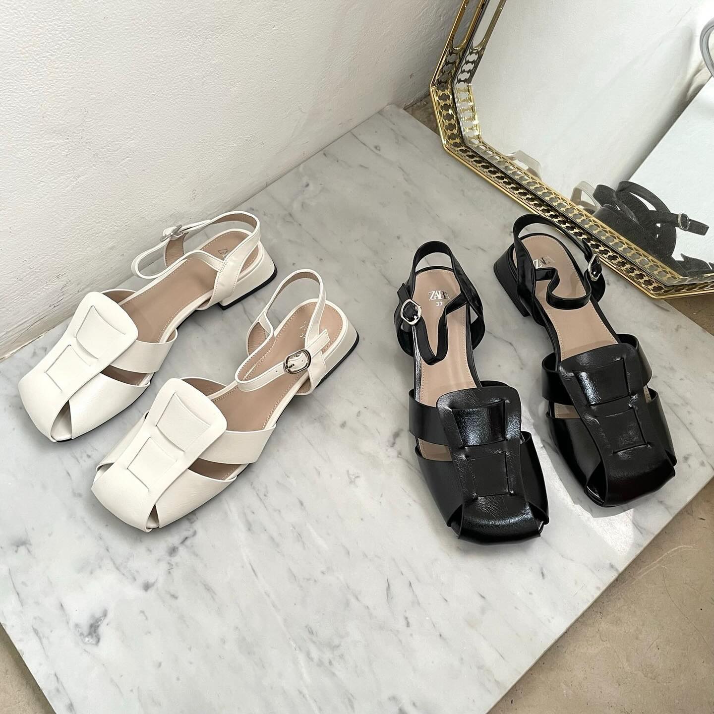 Leather Materials 4 CM Height Adjustable Straps Women Sandals - White
