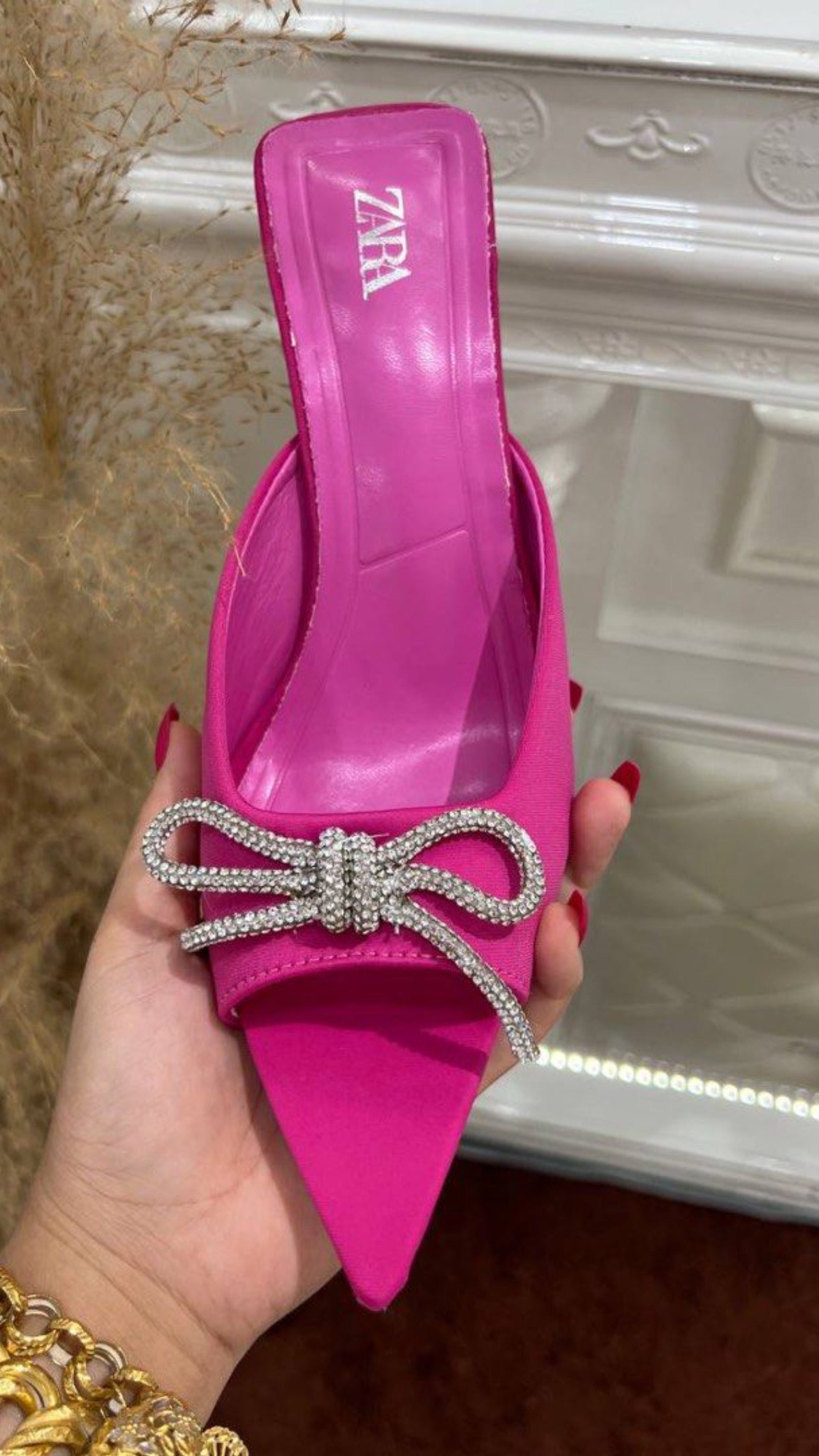 Zara butterfly mesh premium