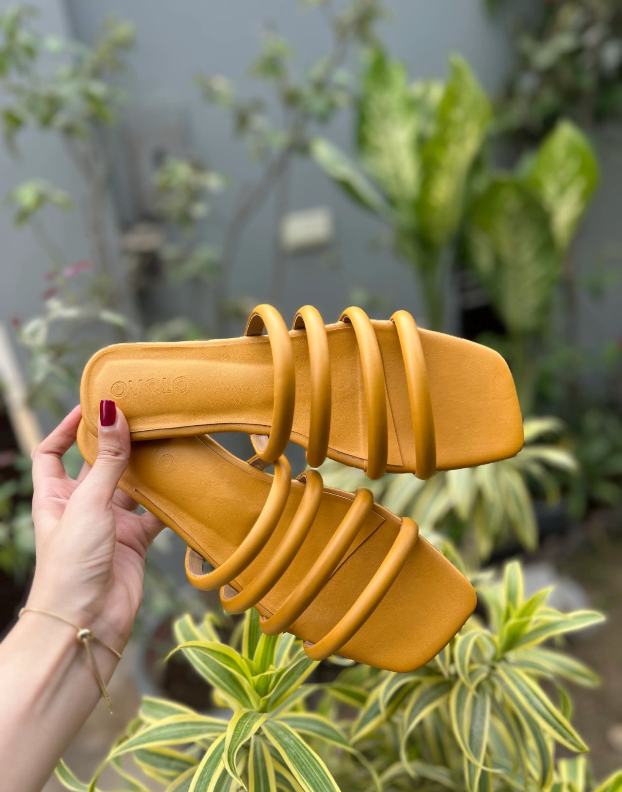 Flats premium