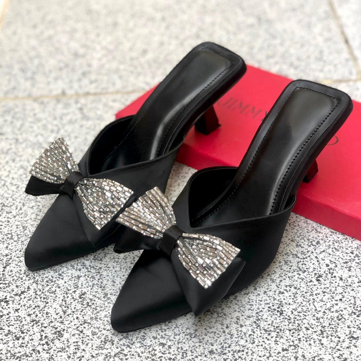 Flora Bow Heel
